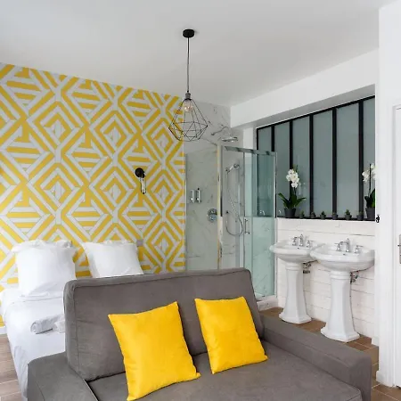 Super Location Meets Charming Studio -ecole Militaries Champ De Mars - 7th Arrondisment Parigi